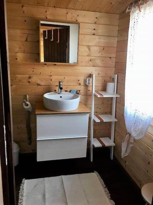 Le Chalet Sous L'Olivier Boulbon Ngoại thất bức ảnh
